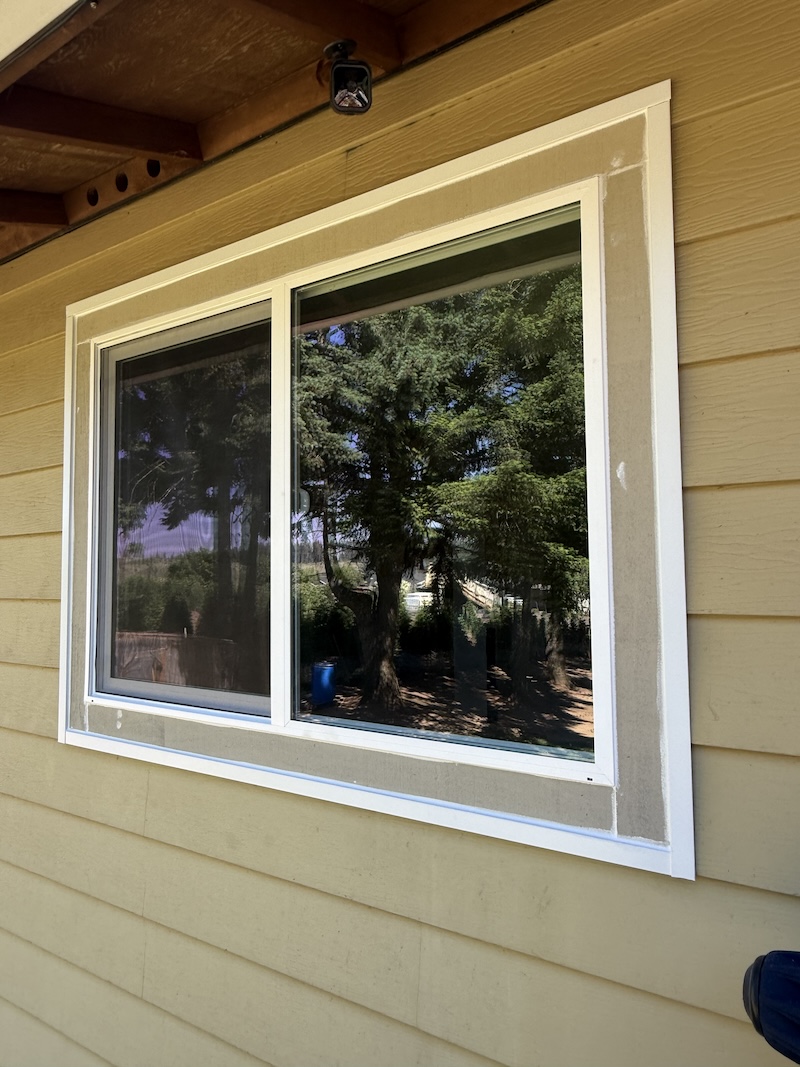 IMG_0395 Glass window on the side of a house